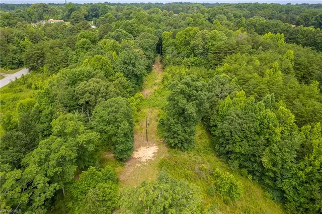 $995,000 | 100 Wilchester Lane, Kernersville, NC 27284