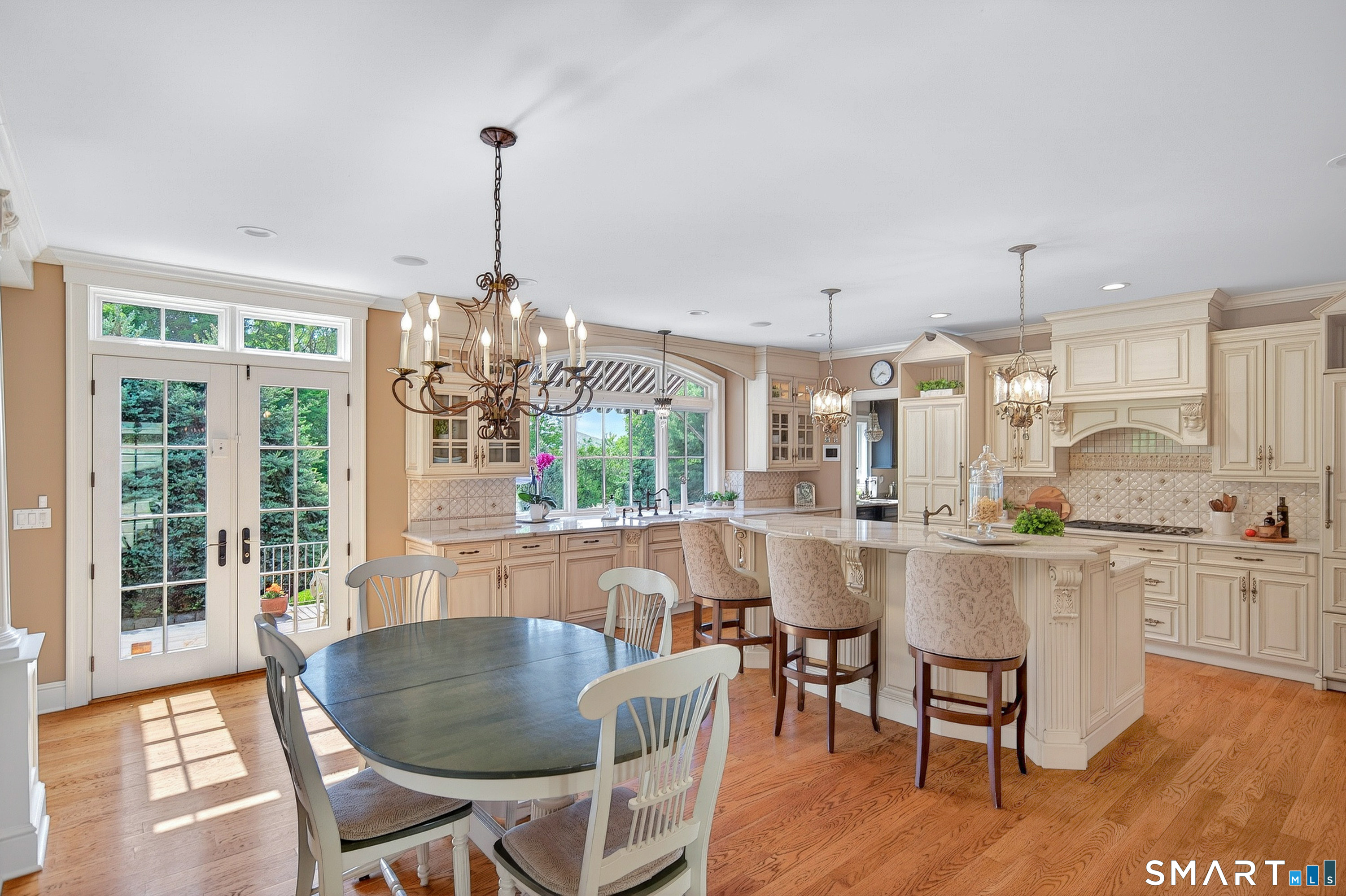 49 Middle River Road Danbury, CT 06811 - Photo 17 of 40