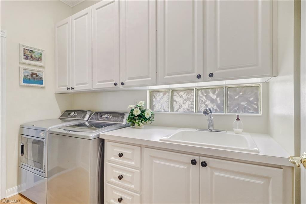 4664 Rio Poco Court Naples, FL 34109 - Photo 19 of 25 Gallery Image 19