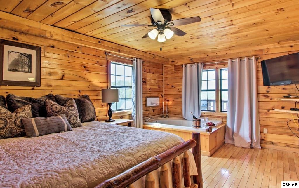 1523 Boo Boos Way Sevierville, TN 37862 - Photo 10 of 30 Gallery Image 10