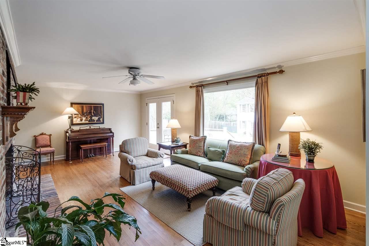 737 Parkins Mill Road Greenville, SC 29607 - Photo 12 of 36