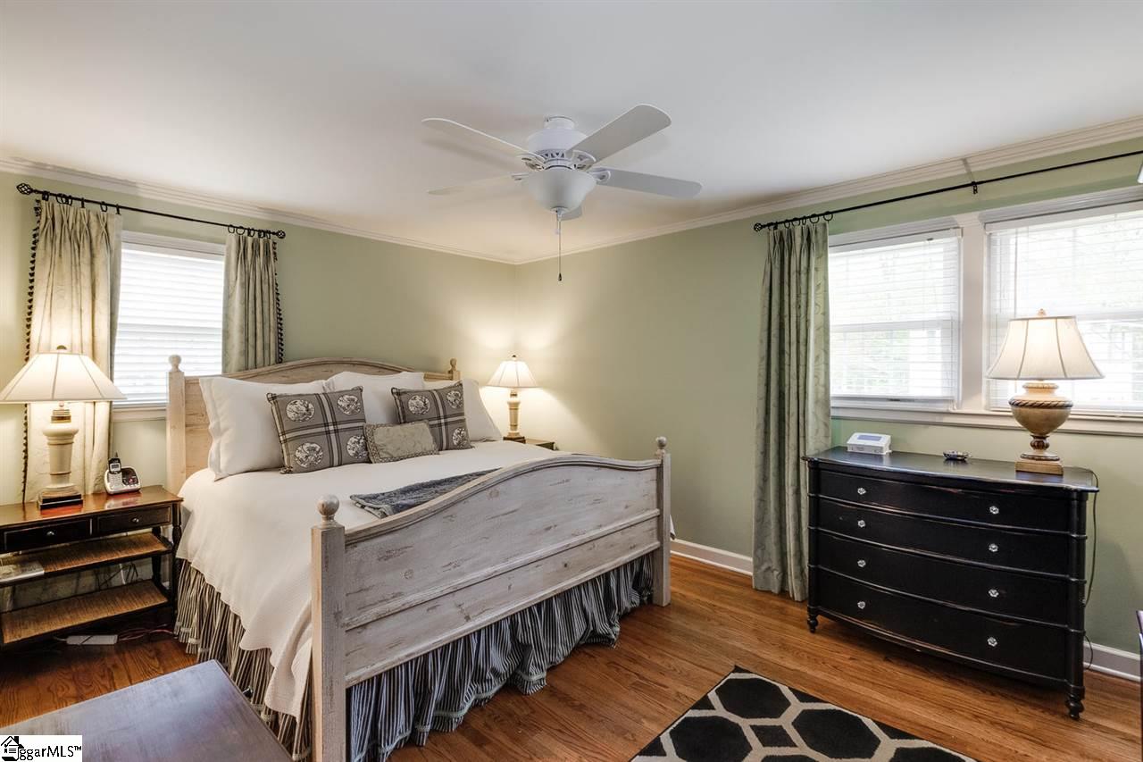 737 Parkins Mill Road Greenville, SC 29607 - Photo 14 of 36