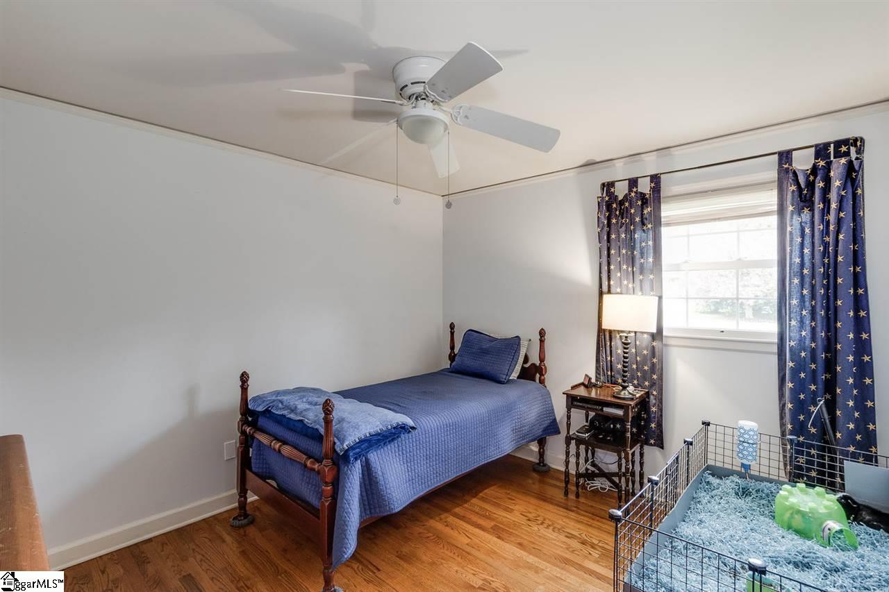 737 Parkins Mill Road Greenville, SC 29607 - Photo 17 of 36