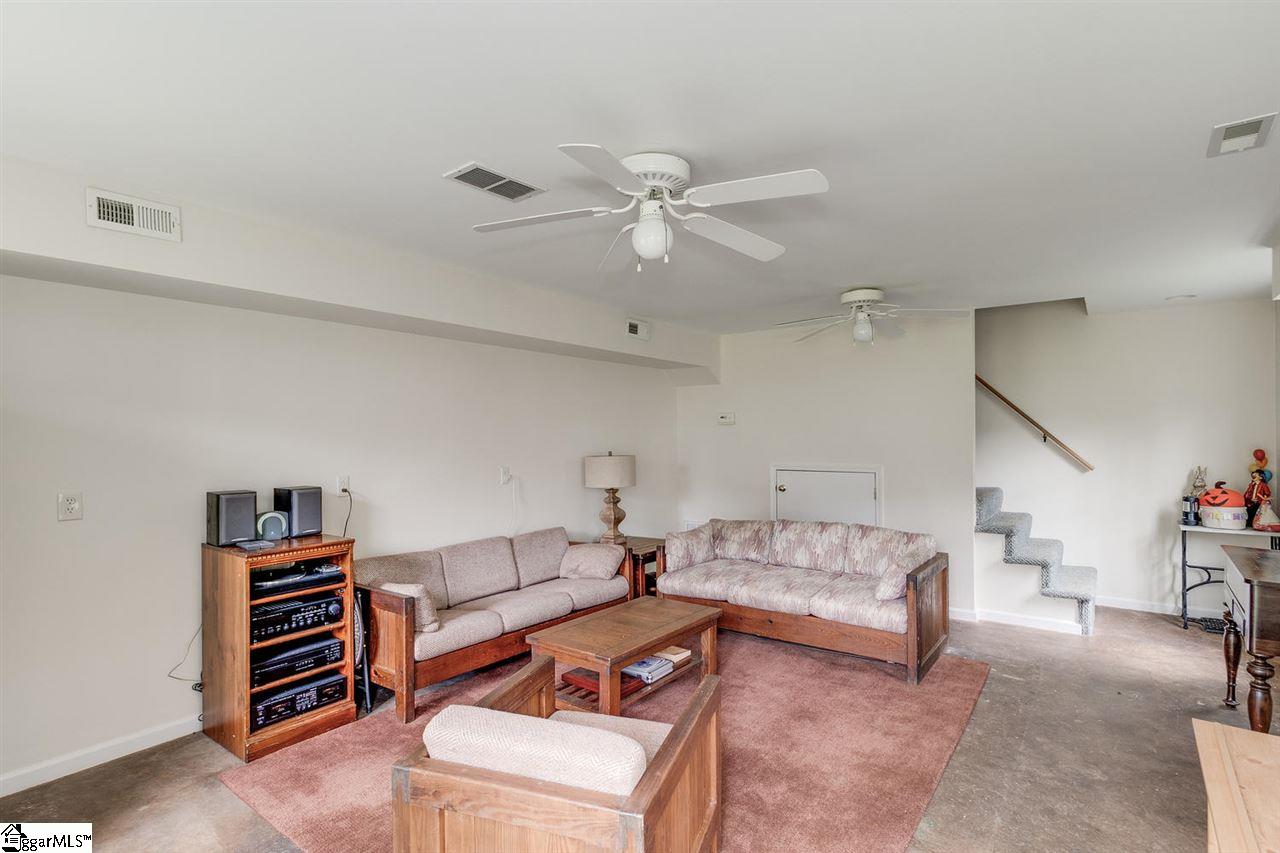 737 Parkins Mill Road Greenville, SC 29607 - Photo 29 of 36