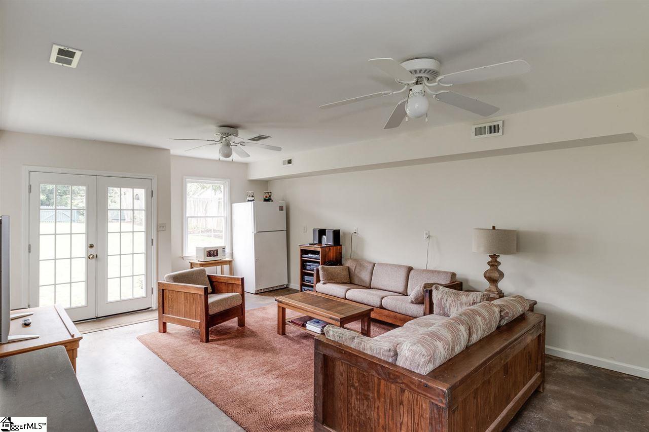 737 Parkins Mill Road Greenville, SC 29607 - Photo 31 of 36