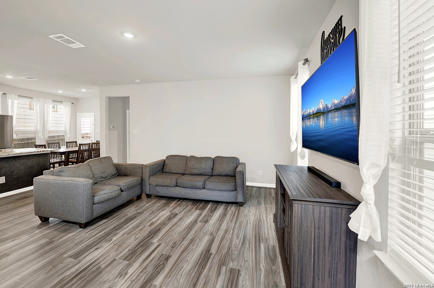 5119 Boiling Springs Converse, TX 78109 - Photo 8 of 34