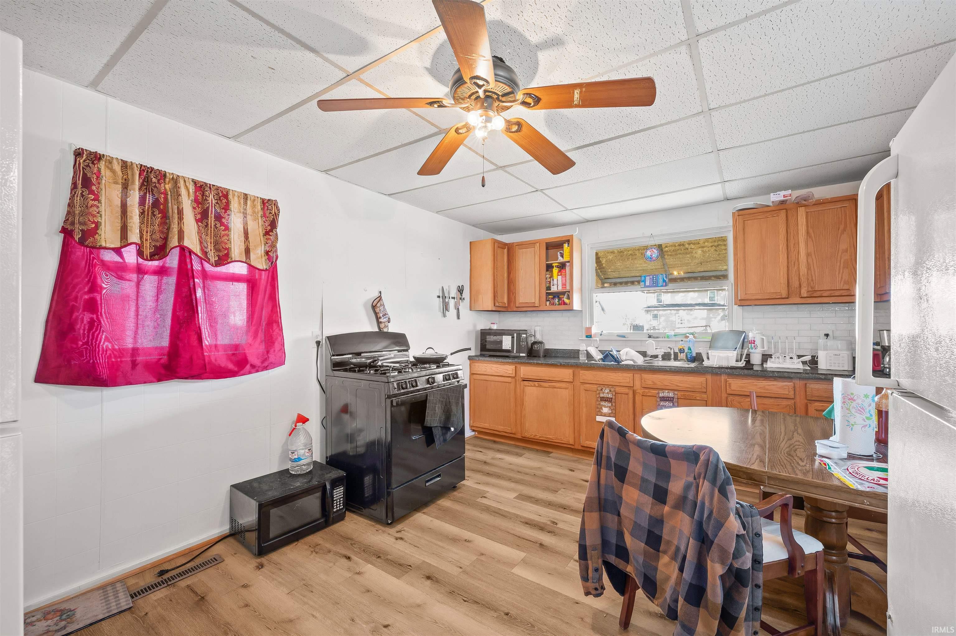 809 Rose Street La Porte, IN 46350 - Photo 11 of 27