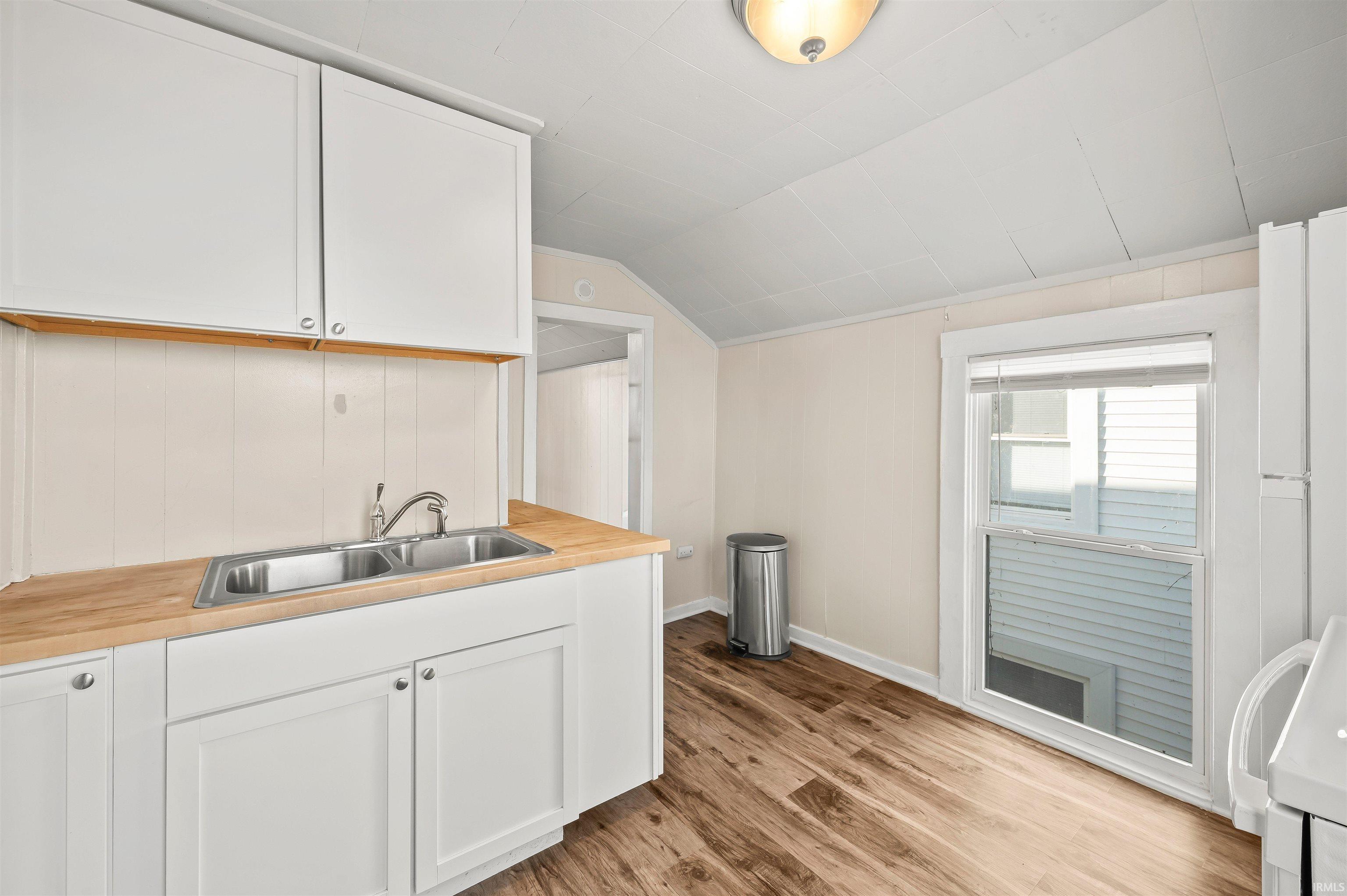 809 Rose Street La Porte, IN 46350 - Photo 22 of 27