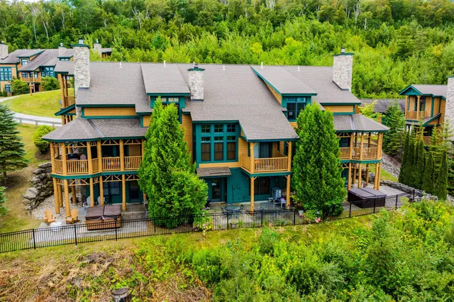 $1,150,000 | 4 B Hardwood Hill, Stratton, VT 05340