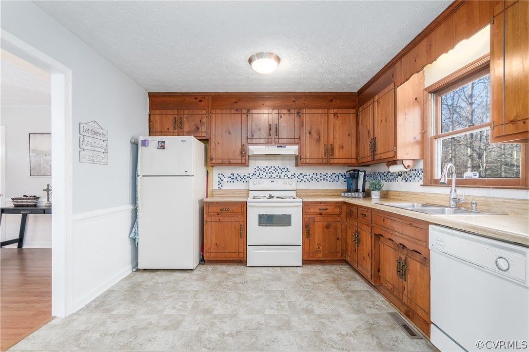 4016 Peregrine Road North Chesterfield, VA 23237 - Photo 9 of 28 Gallery Image 9