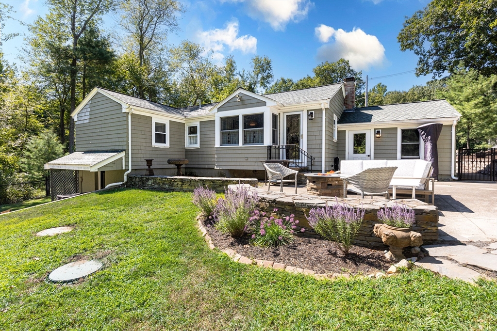 240 York Street Canton, MA 02021 - Photo 29 of 39