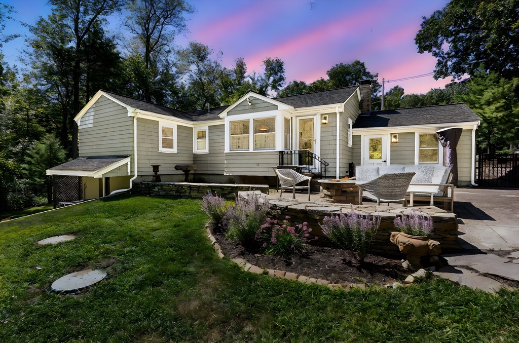 240 York Street Canton, MA 02021 - Photo 30 of 39