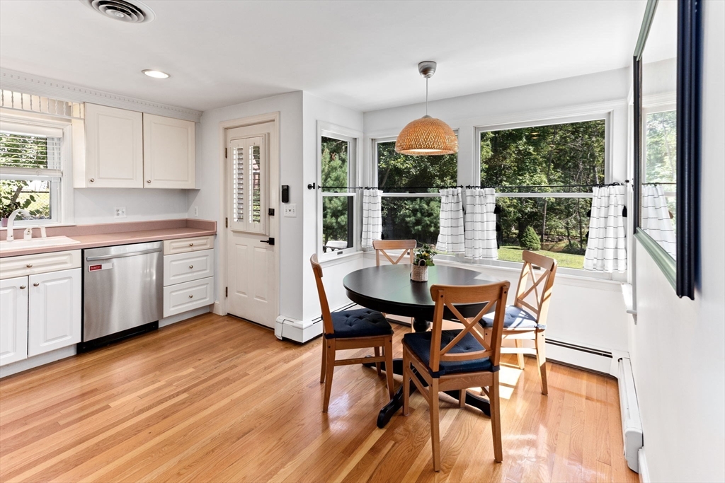 240 York Street Canton, MA 02021 - Photo 8 of 39