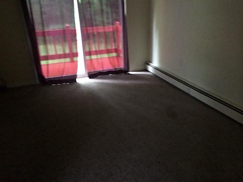 33 Reed Street, Unit 33 Warwick, RI 02886 - Photo 3 of 8 Dining Room.