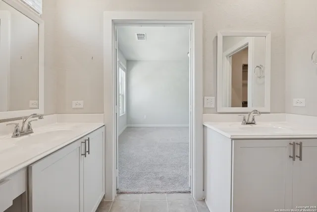 $305,000 | 14842 Maverick Avenue, San Antonio, TX 78217