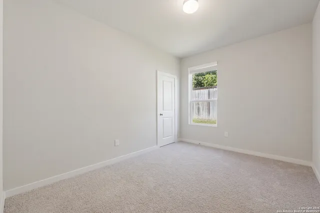 $305,000 | 14842 Maverick Avenue, San Antonio, TX 78217