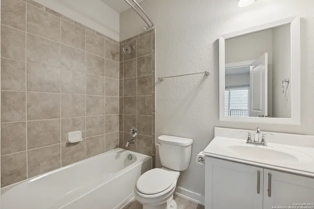 $305,000 | 14842 Maverick Avenue, San Antonio, TX 78217