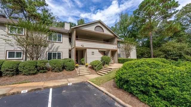 $209,900 | 6400 Green Island Drive, Unit 27, Columbus, GA 31904