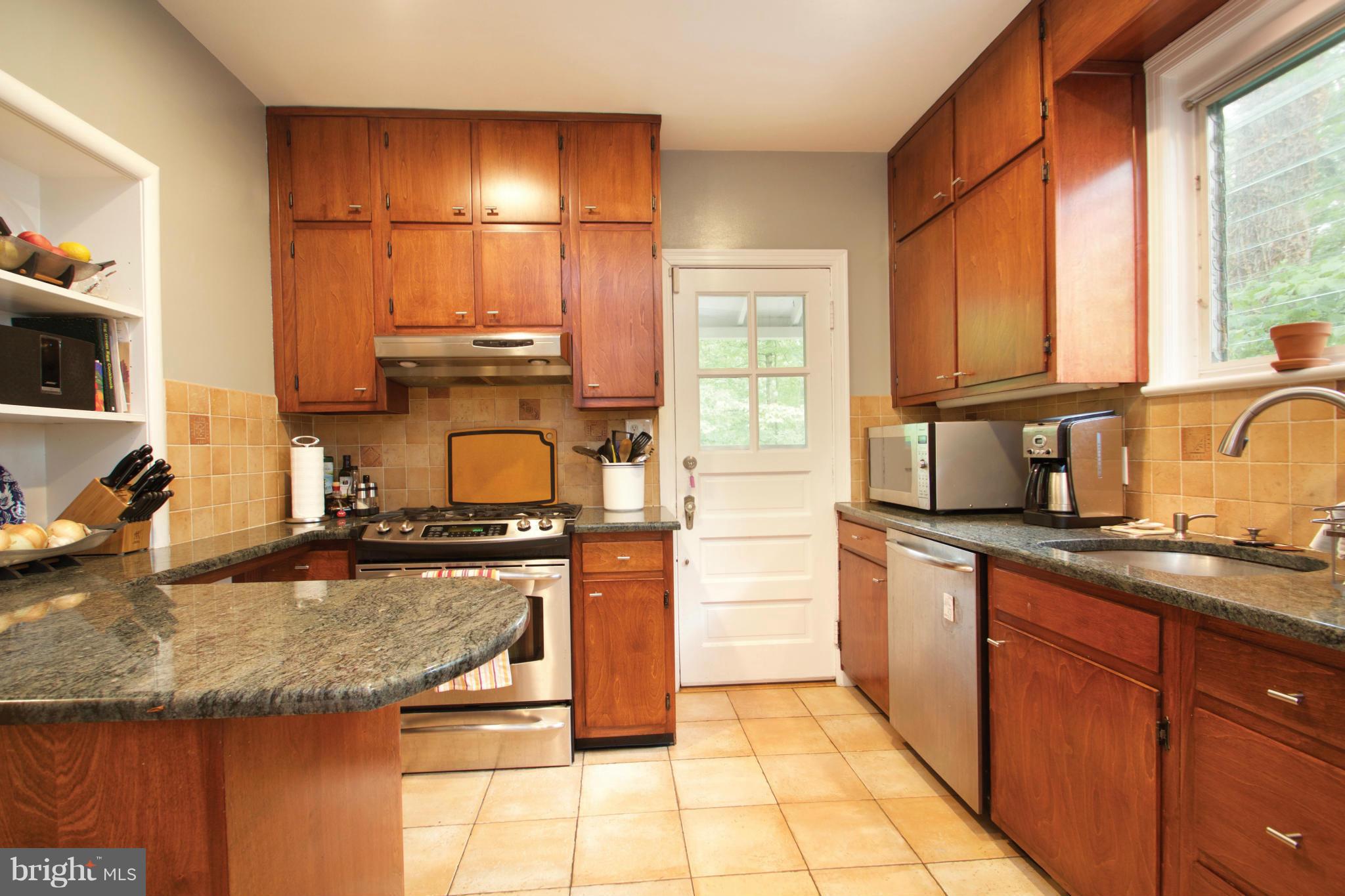 1325 Dale Drive Silver Spring, MD 20910 - Photo 11 of 26 Kitchen