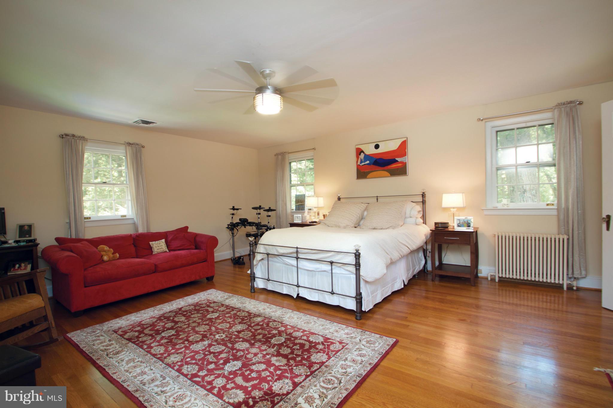 1325 Dale Drive Silver Spring, MD 20910 - Photo 13 of 26 Bedroom (Master)