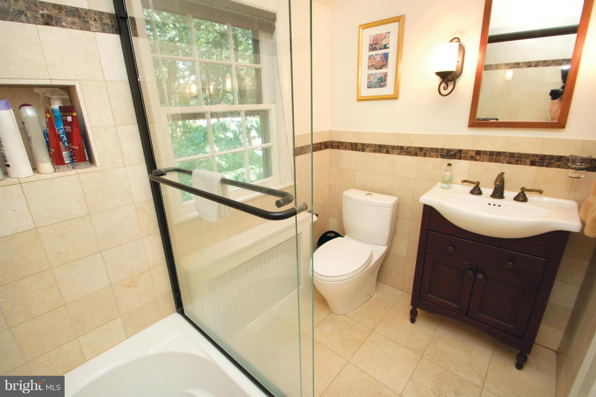 1325 Dale Drive Silver Spring, MD 20910 - Photo 19 of 26 Bath