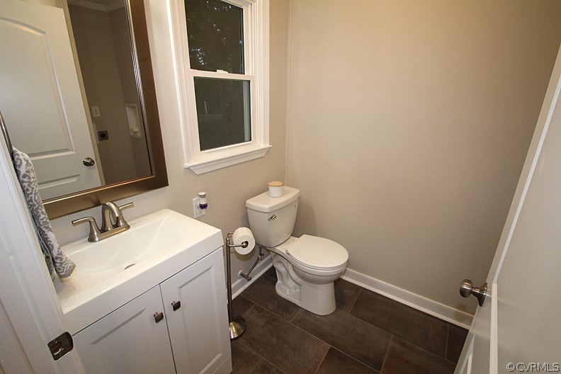 6711 Strathmore Road North Chesterfield, VA 23237 - Photo 13 of 26 Gallery Image 13