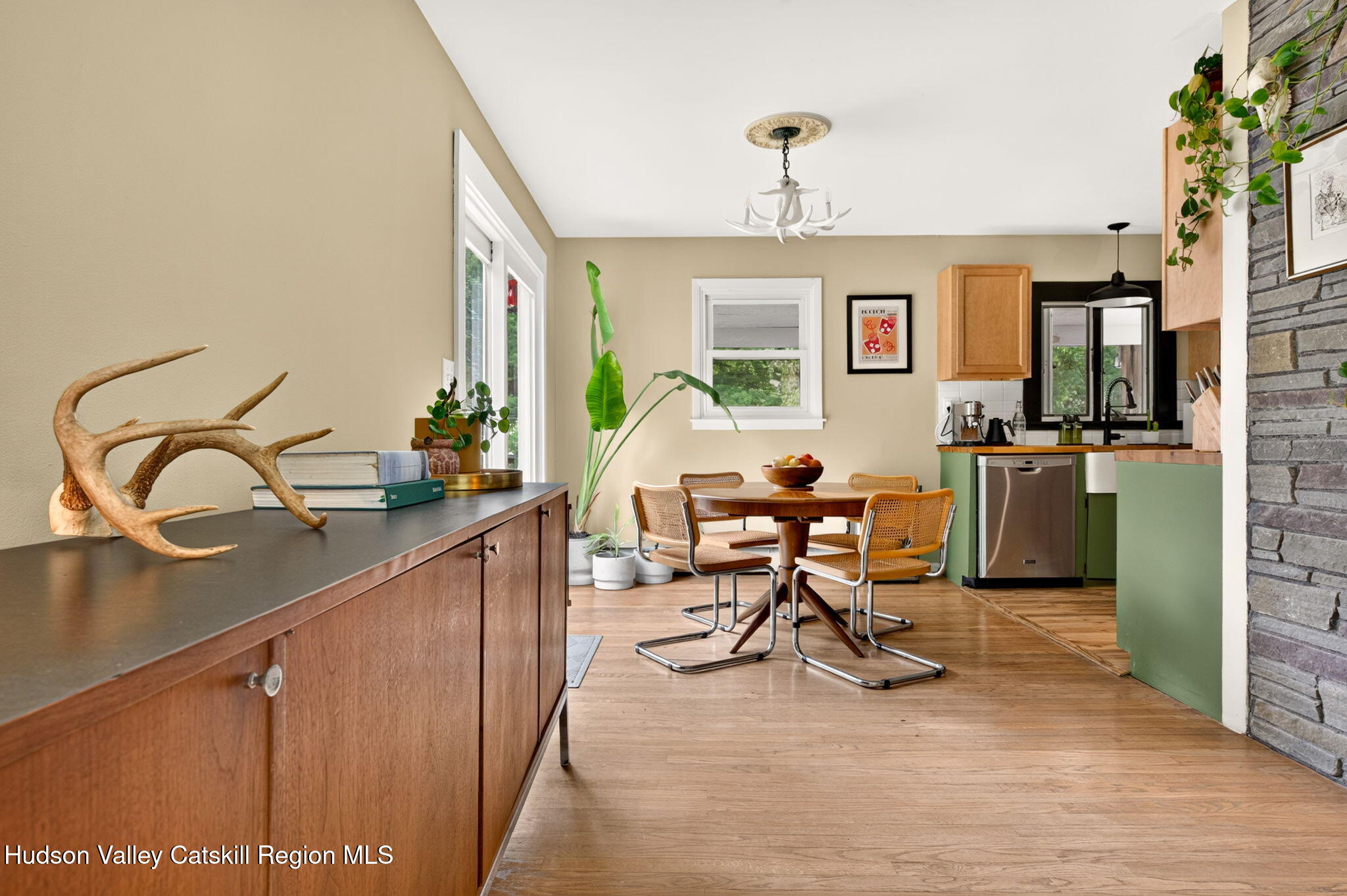 690 Hale Road Rensselaerville, NY 12147 - Photo 8 of 40 dining1