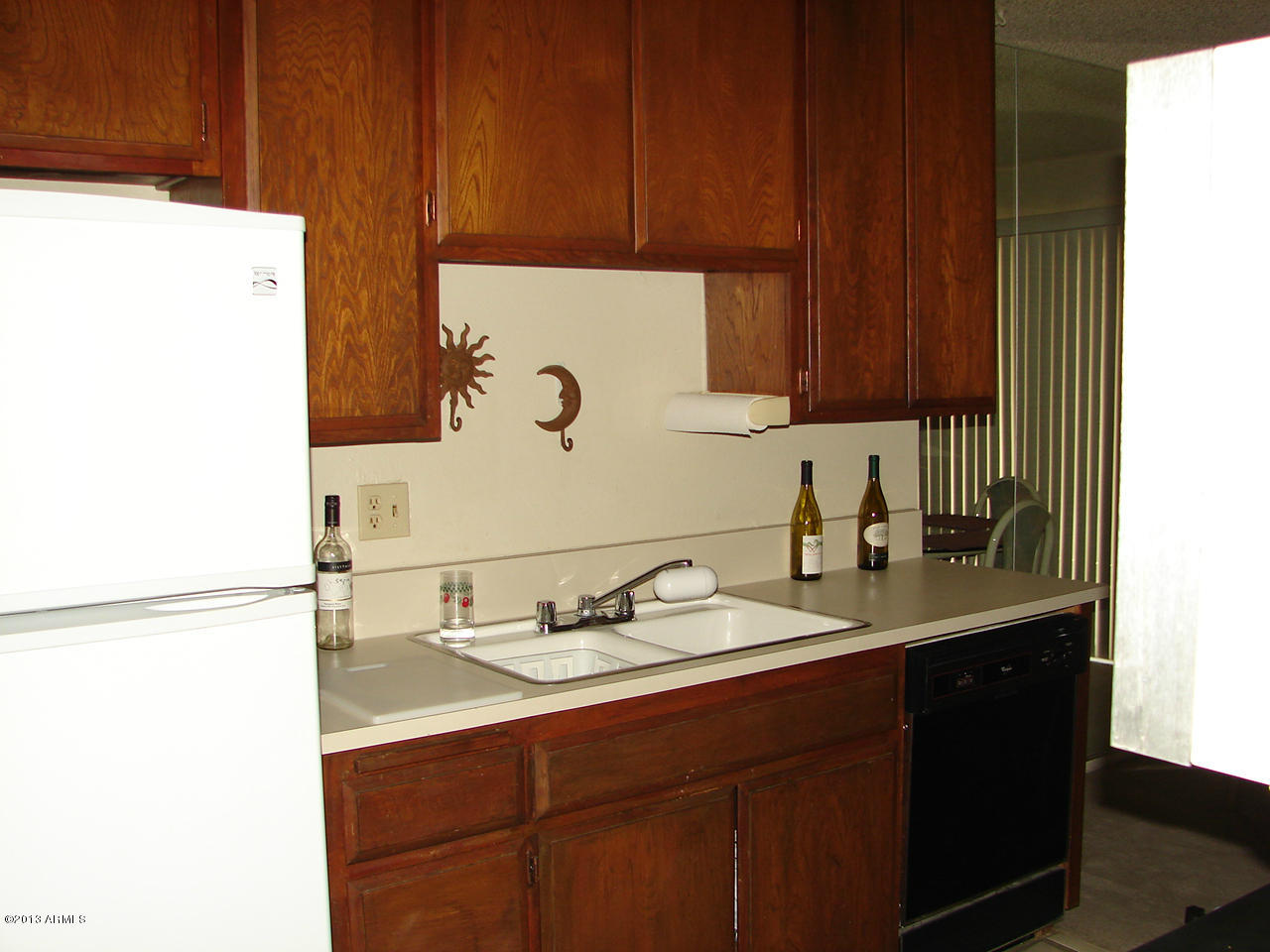 5525 East Thomas Road, Unit 12 Phoenix, AZ 85018 - Photo 7 of 34 DSC06812