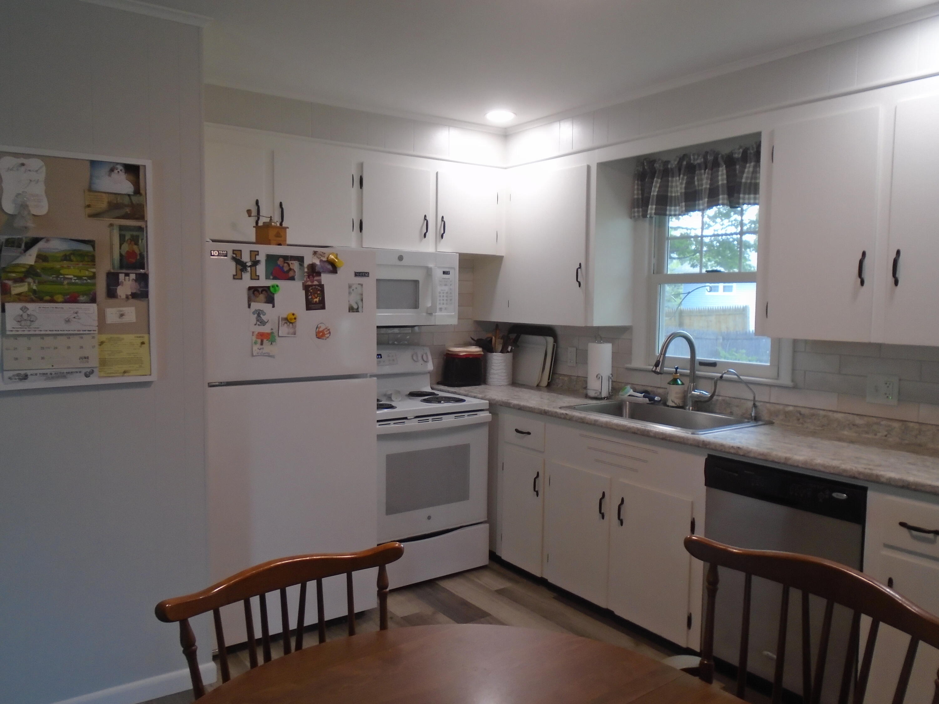 17 Sam Street Winslow, ME 04901 - Photo 5 of 29 Kitchen