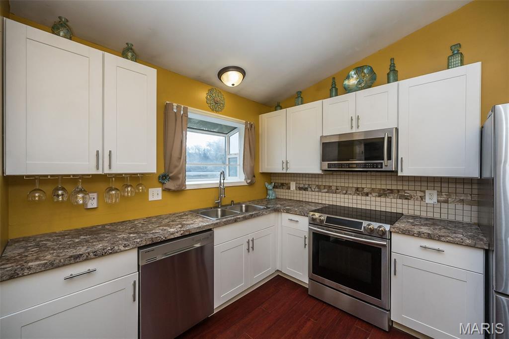 537 Treetop Village Drive Ballwin, MO 63021 - Photo 19 of 45