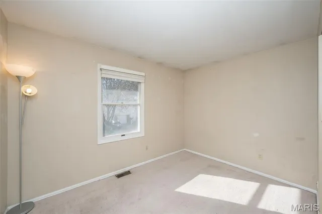 $365,000 | 537 Treetop Village Drive, Ballwin, MO 63021