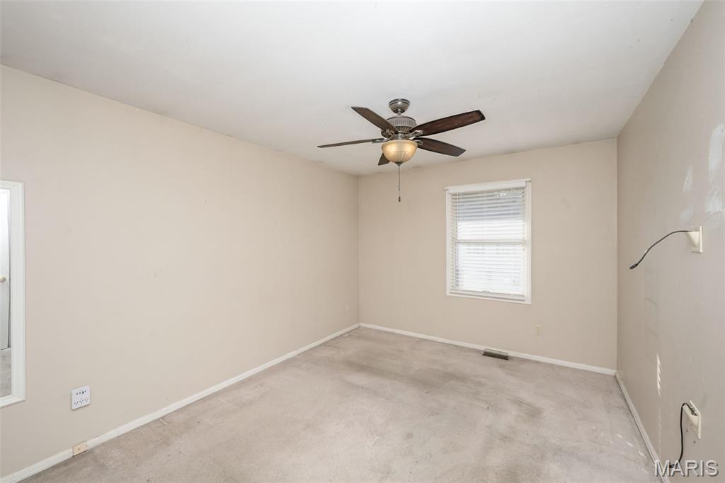 537 Treetop Village Drive Ballwin, MO 63021 - Photo 27 of 45