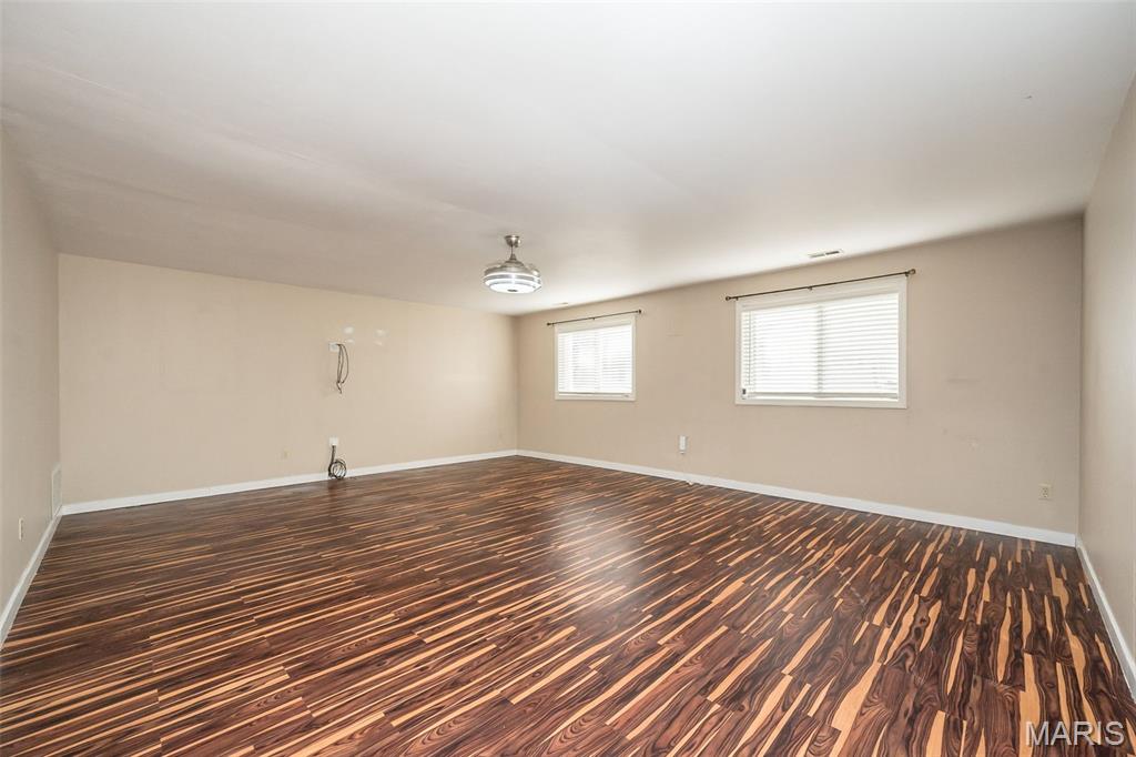 537 Treetop Village Drive Ballwin, MO 63021 - Photo 31 of 45