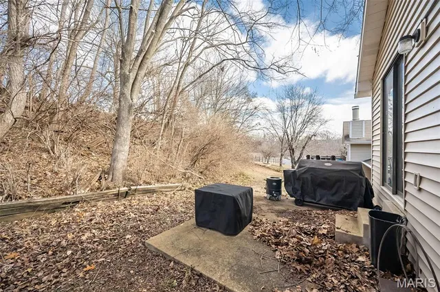 $365,000 | 537 Treetop Village Drive, Ballwin, MO 63021