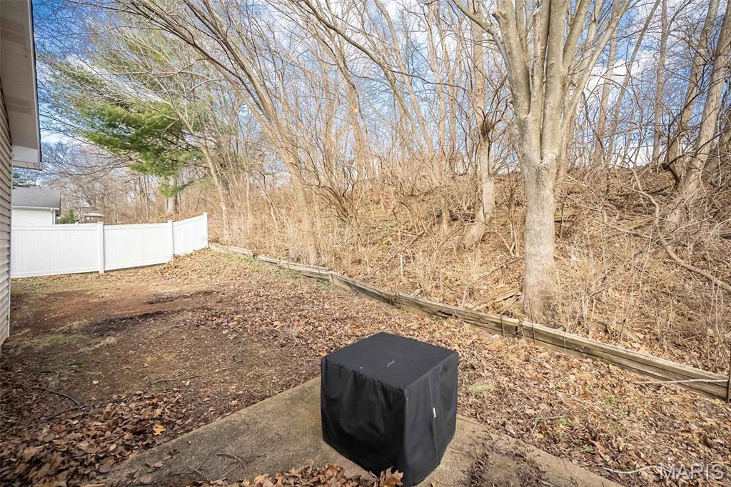 537 Treetop Village Drive Ballwin, MO 63021 - Photo 41 of 45