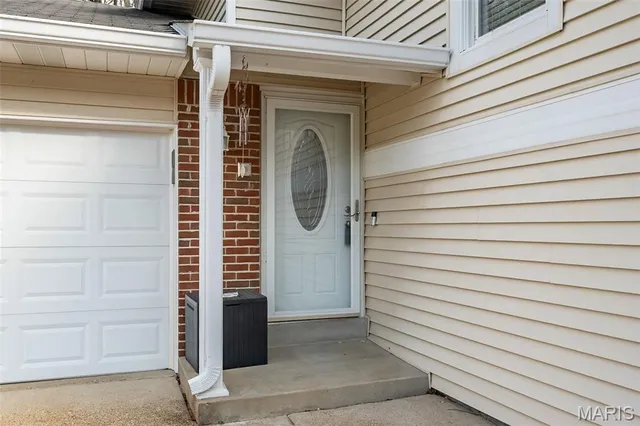 $365,000 | 537 Treetop Village Drive, Ballwin, MO 63021