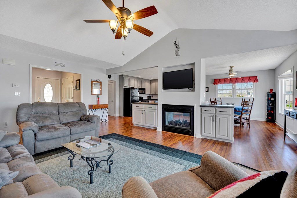 124 Bridge Point Road Greenwood, SC 29649 - Photo 16 of 57 Gallery Image 16