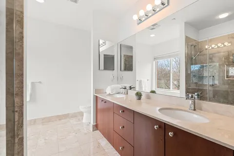 $1,199,000 | 310 Hammond Pond Parkway, Unit 301, Brookline, MA 02467
