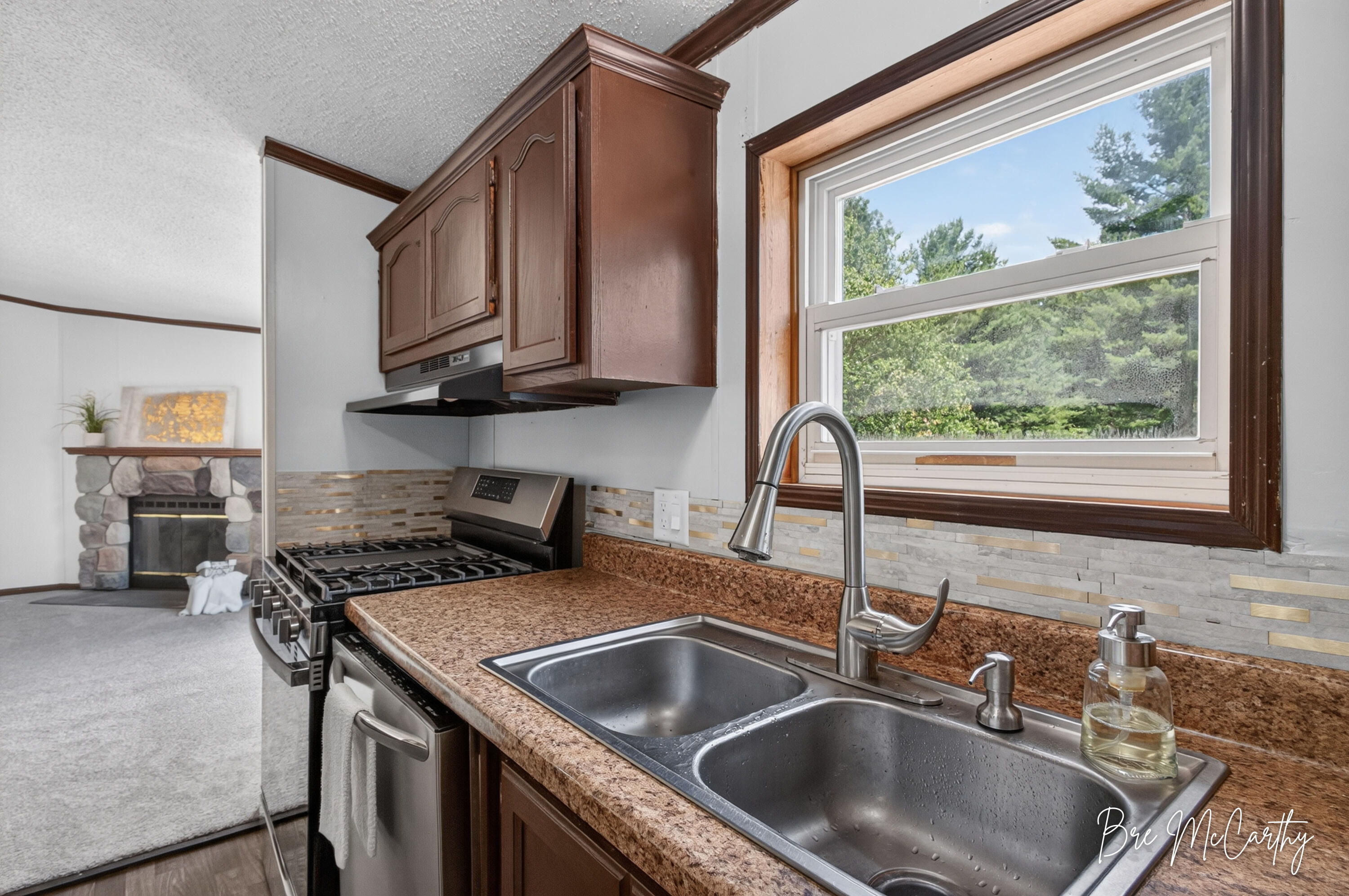 1634 Chatterson Road Muskegon, MI 49442 - Photo 12 of 43 Kitchen