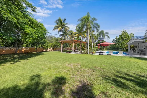 $2,245,000 | 7150 Southwest 77th Place, Miami, FL 33143