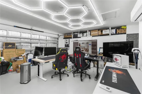 $2,245,000 | 7150 Southwest 77th Place, Miami, FL 33143