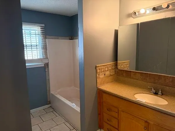 $99,900 | 2618 Durham Avenue, Memphis, TN 38127