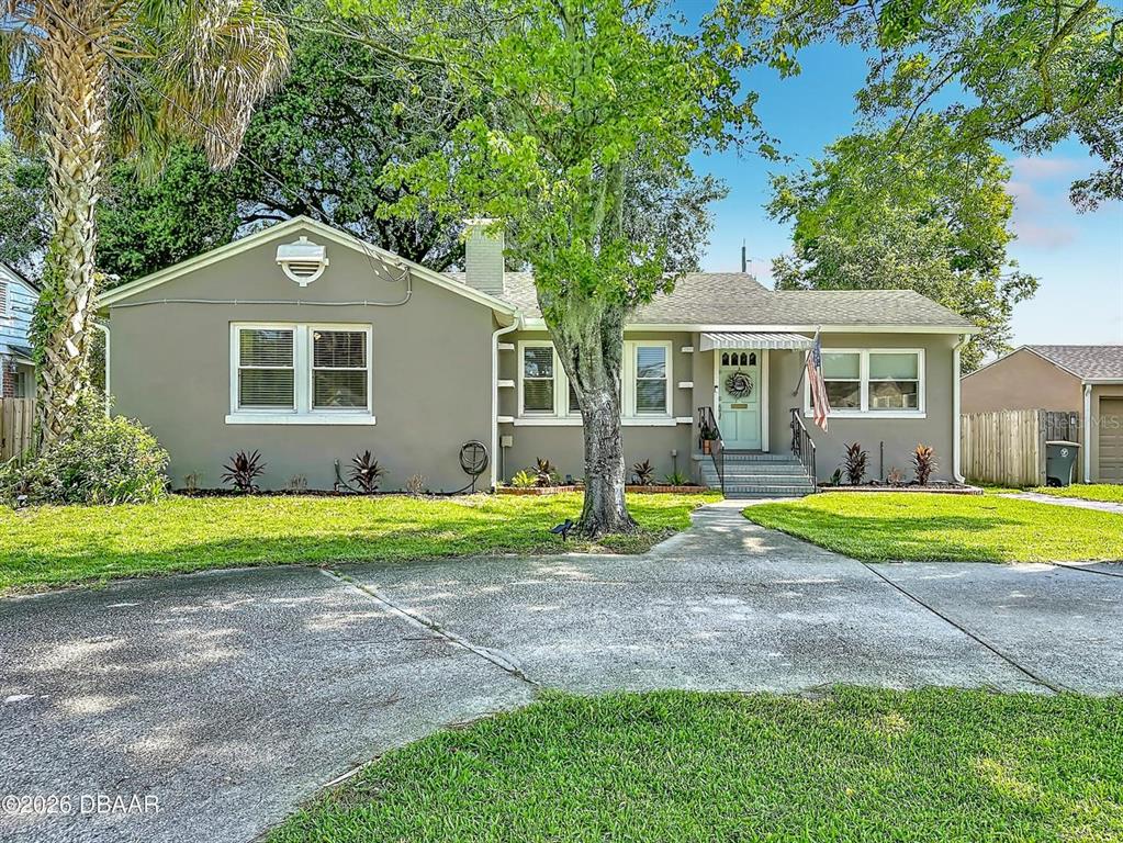 2615 Ridgewood Road Jacksonville, FL 32207 - Photo 2 of 47