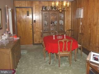 1015 Anna Road Huntingdon Valley, PA 19006 - Photo 5 of 6