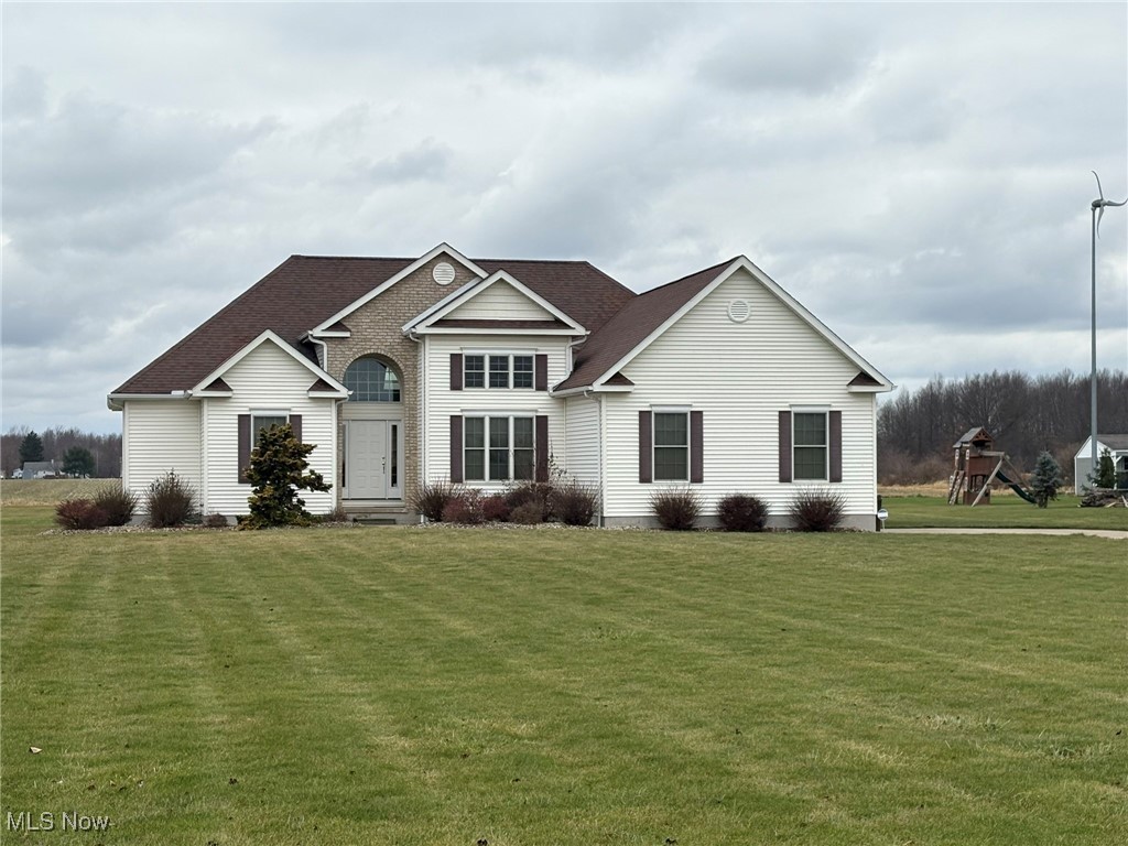9260 Fowl Road Elyria, OH 44035 - Photo 1 of 25 View of front of home with a front yard