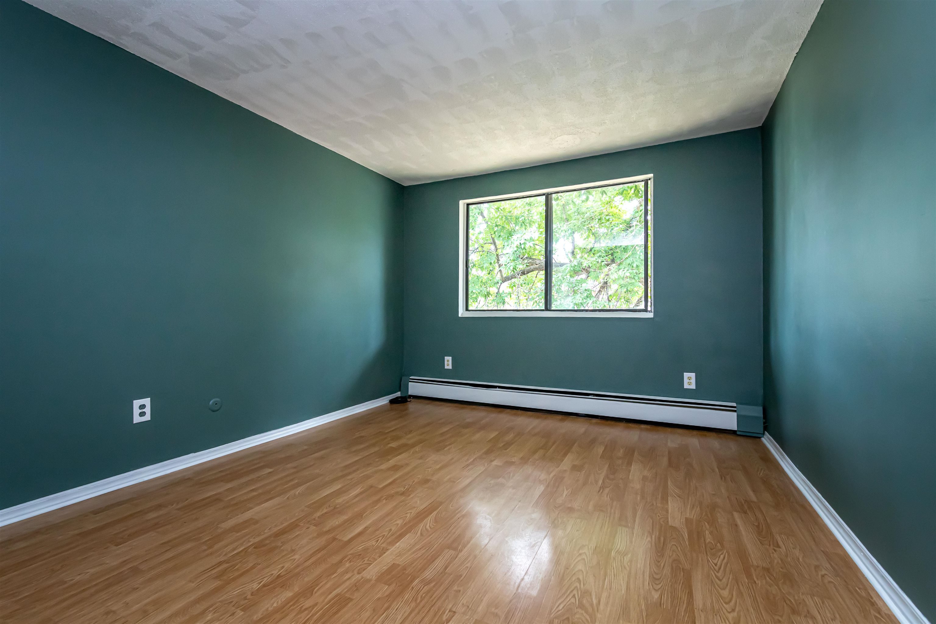 5 Lancelot Court, Unit 24 Salem, NH 03079 - Photo 12 of 29 Gallery Image 12