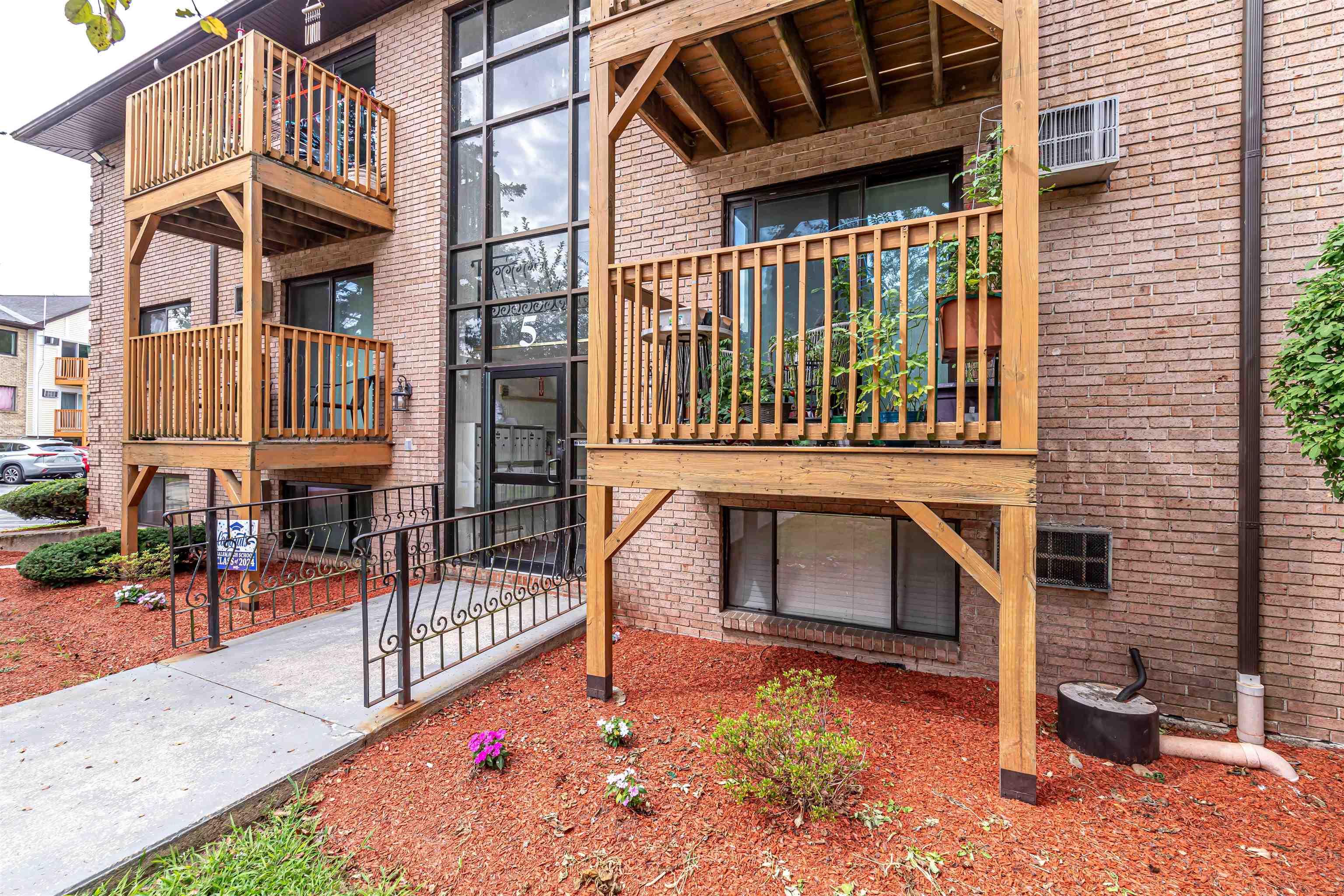 5 Lancelot Court, Unit 24 Salem, NH 03079 - Photo 13 of 29 Gallery Image 13