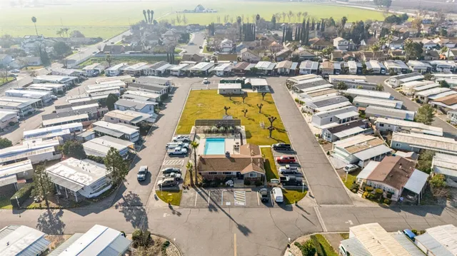 $89,999 | 1400 Meredith Avenue, Unit 25, Gustine, CA 95322