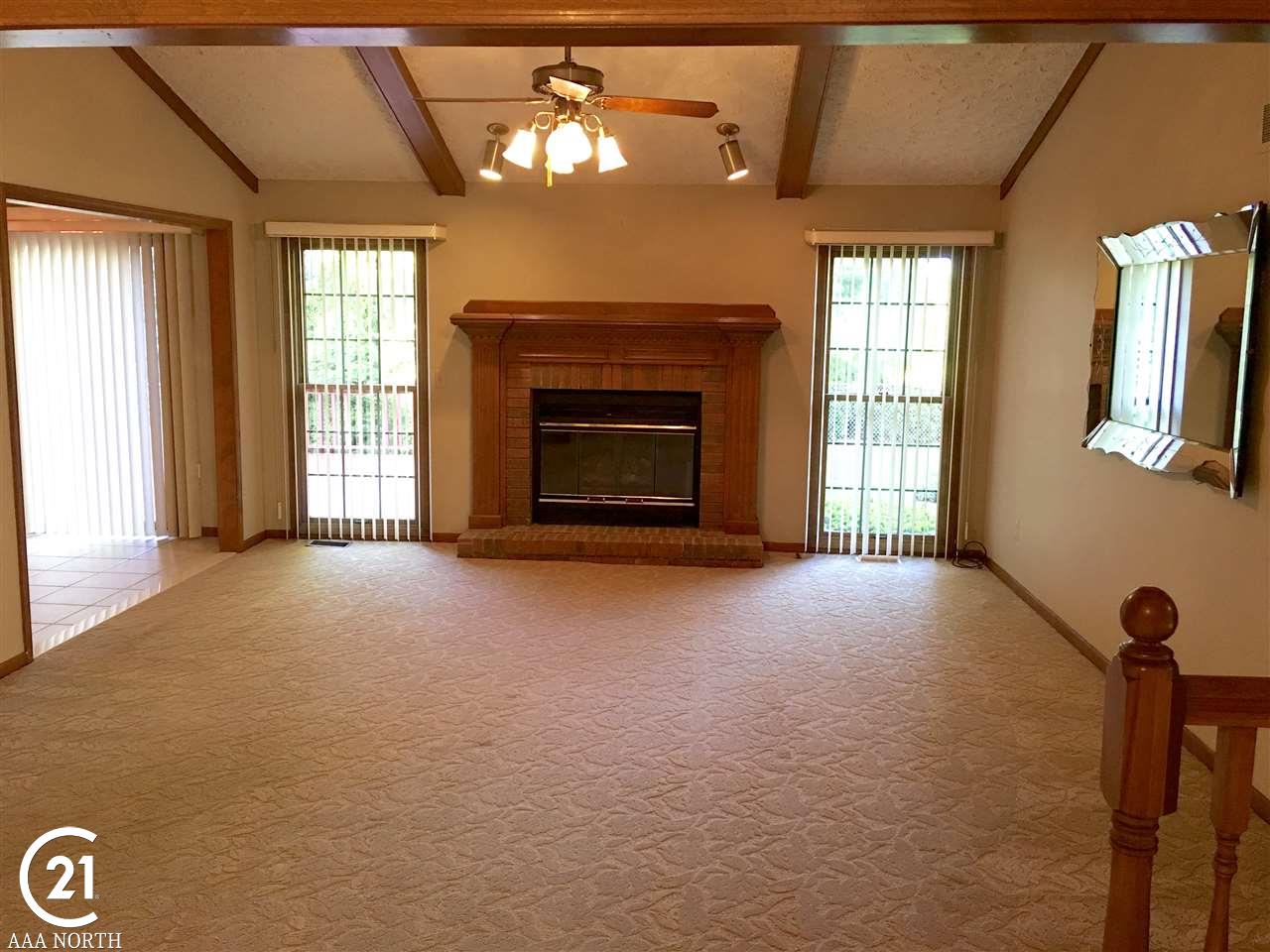 46946 Barbara Road Macomb, MI 48044 - Photo 7 of 50