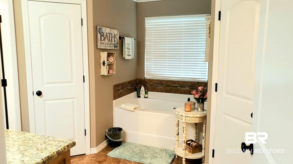 9640 Lakeview Road Bay Minette, AL 36507 - Photo 11 of 14